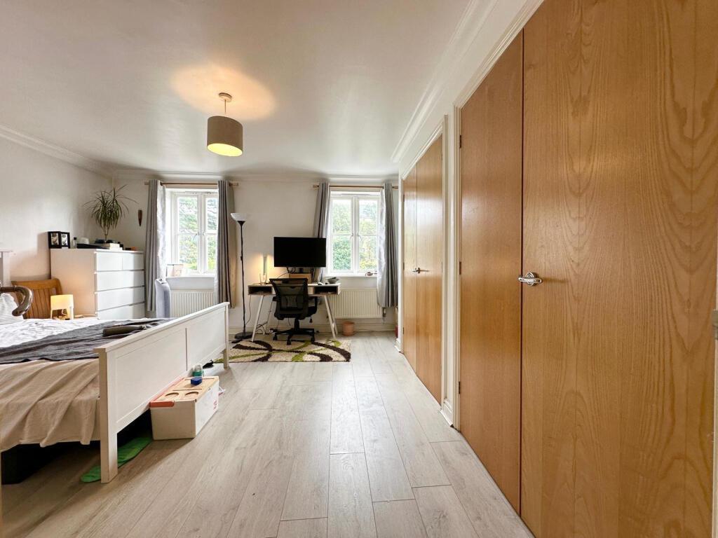 4 Bedroom Mews Terrace to Rent in Brixton, Dulwich, SW2 2YF