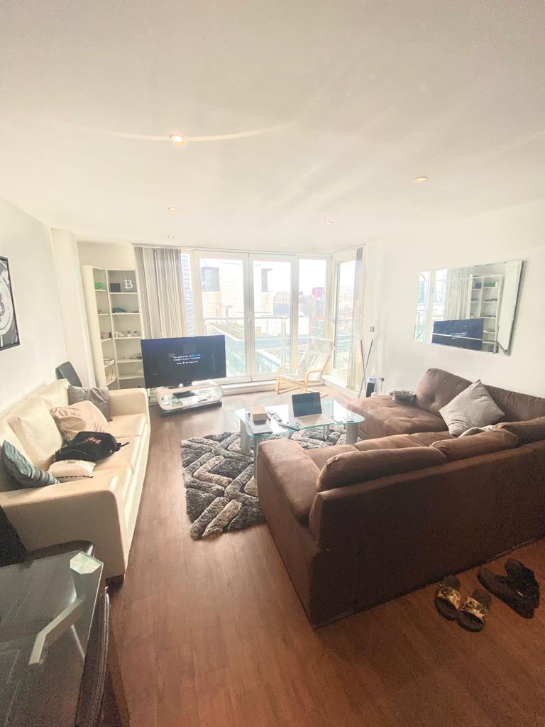 2 Bedroom Flat for Sale in Canary Wharf, E16 1BQ