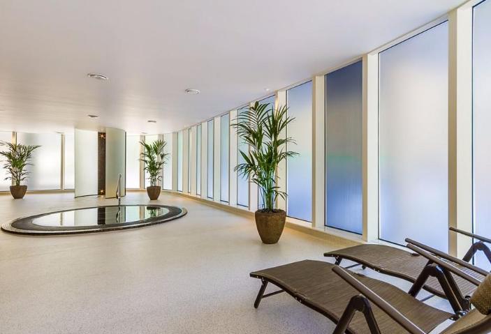 1 Bedroom Apartment to Rent in South Quay, E14 9HB