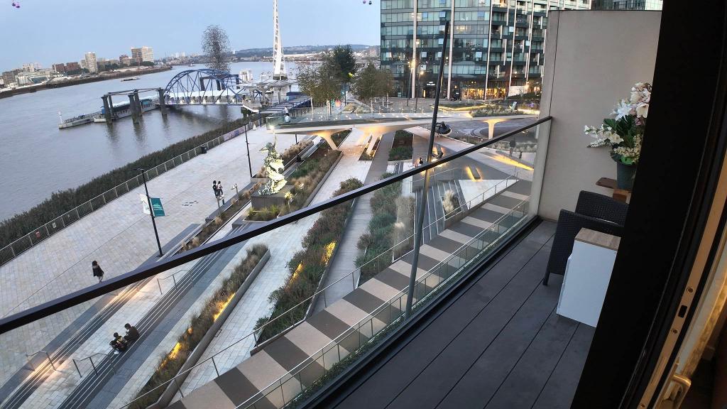 2 Bedroom Apartment to Rent in Greenwich Peninsula, SE10 0YB