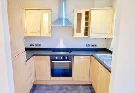 1 Bedroom Apartment to Rent in Isle Of Dogs, Canary Wharf, South Quay, E14 9LH