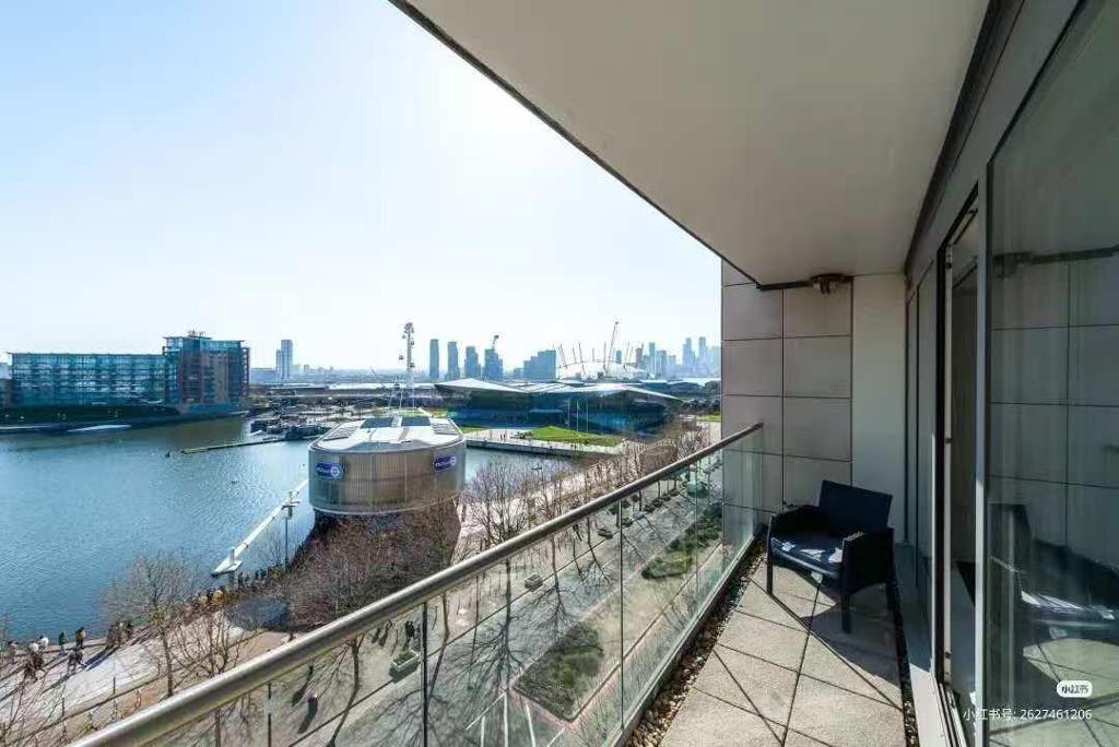 2 Bedroom Apartment to Rent in Royal Victoria Docks, Excel, E16 1BS