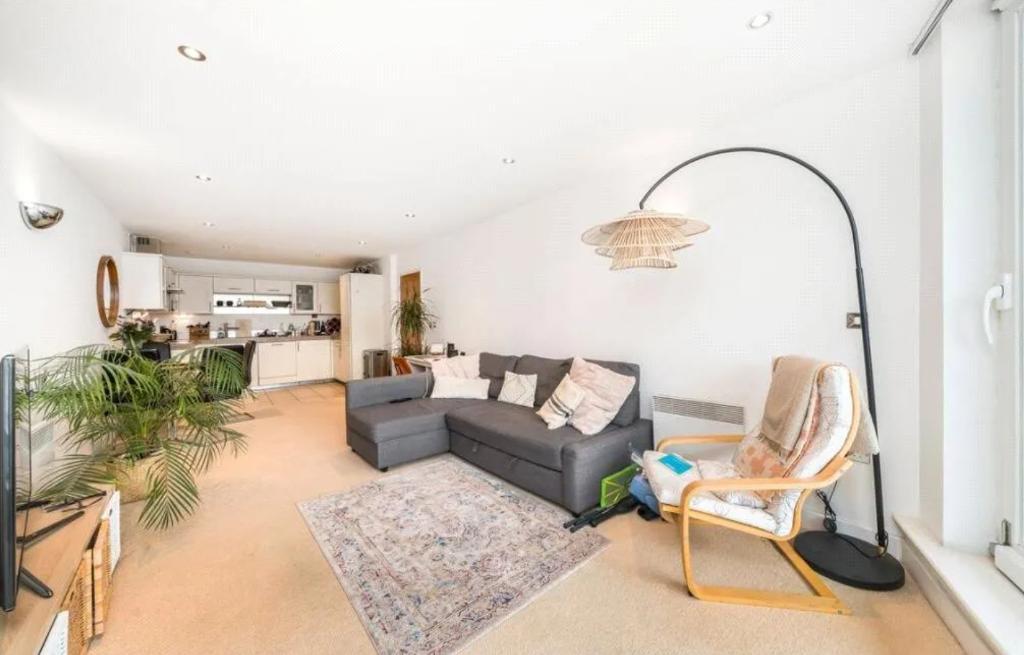 1 Bedroom Apartment to Rent in Royal Victoria Dock, E16 1AQ