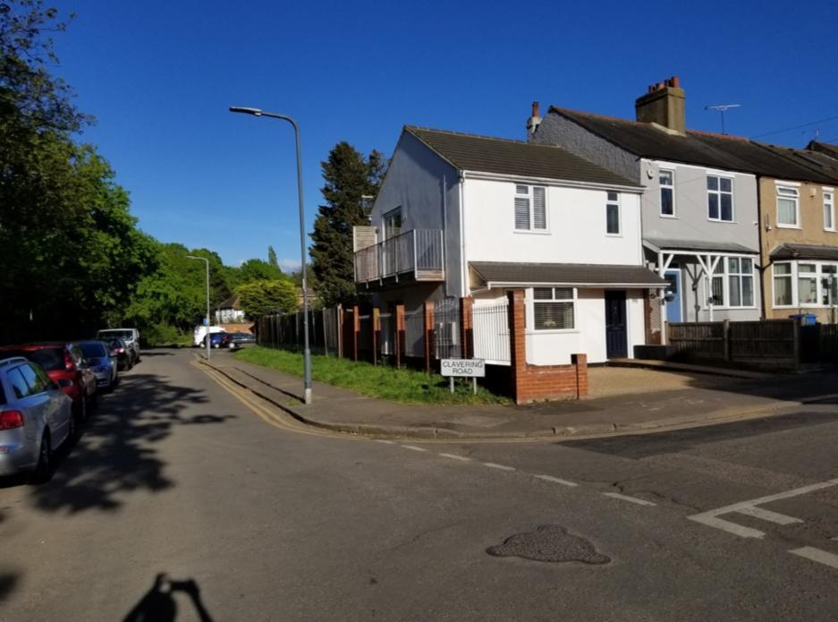 1 Bedroom Detached to Rent in London, E12 5EX