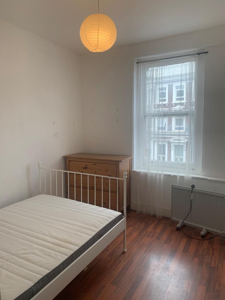 Studio to Rent in Peckham, SE5 8QU