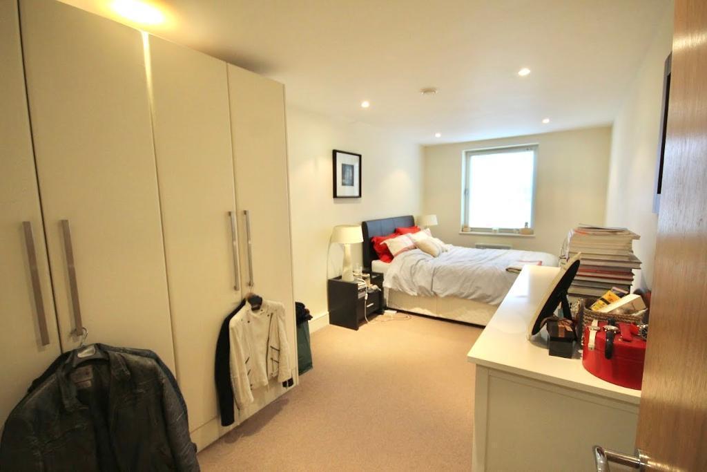 2 Bedroom Apartment to Rent in London, N5 1DX