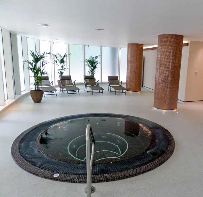 1 Bedroom Apartment for Sale in South Quay, E14 9HW