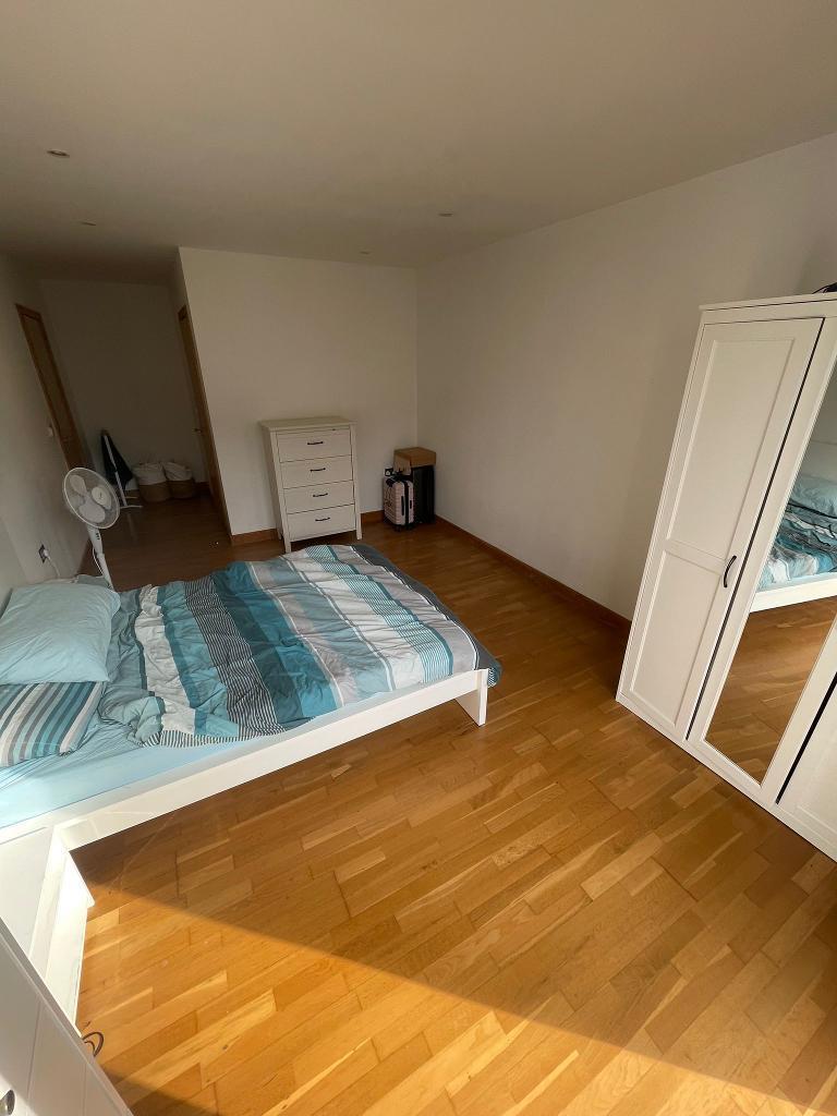 2 Bedroom Flat for Sale in Bow, Fish Island, Hackney Wick, E3 2LX