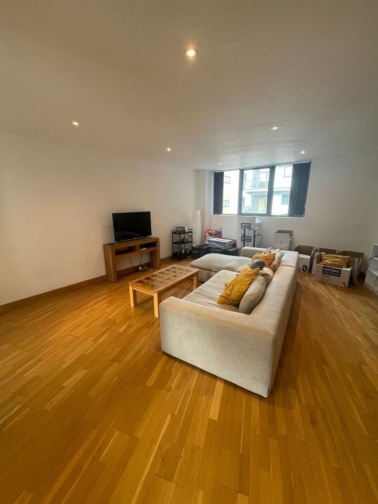 2 Bedroom Flat for Sale in Bow, Fish Island, Hackney Wick, E3 2LX