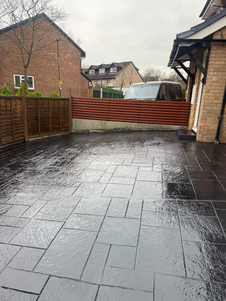 4 Bedroom Detached to Rent in Tooting, South Wimbledon, SW19 2UJ