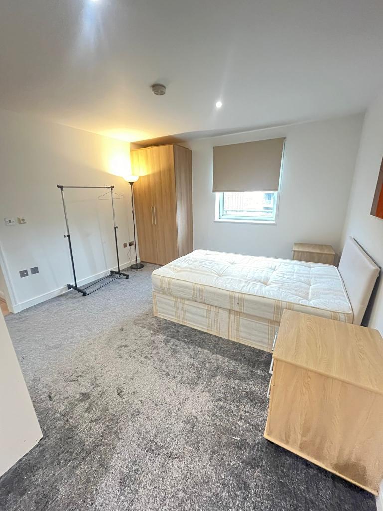 1 Bedroom Flat to Rent in Royal Victoria Docks, E16 1BP
