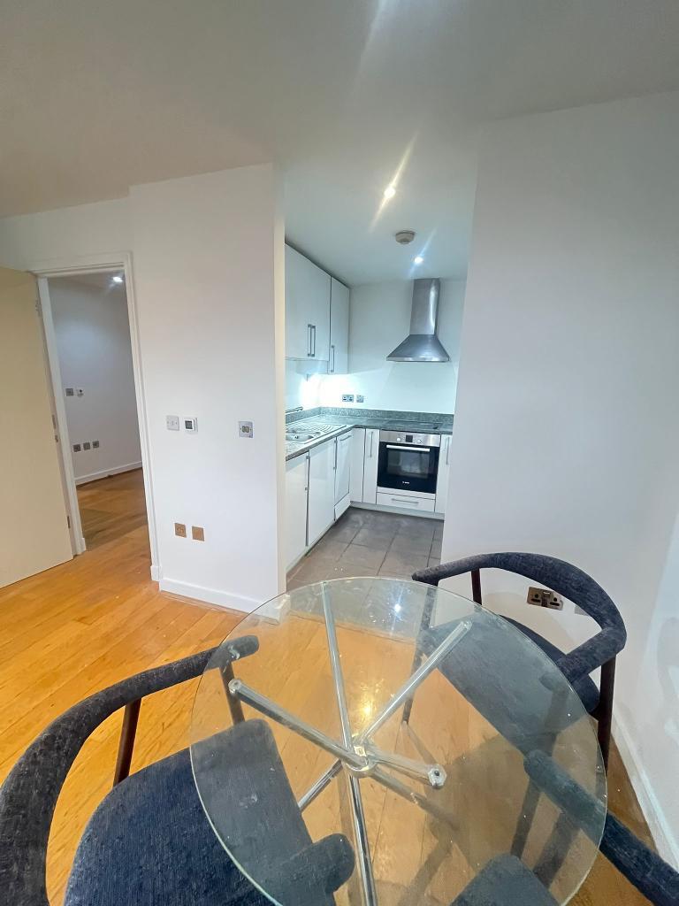 1 Bedroom Flat to Rent in Royal Victoria Docks, Excel, E16 1BN
