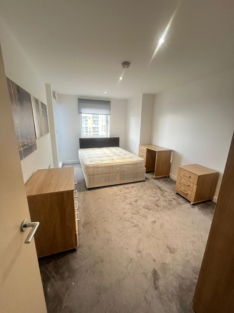 1 Bedroom Flat to Rent in Royal Victoria Docks, Excel, E16 1BN