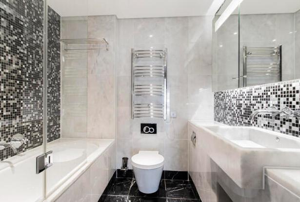 2 Bedroom Flat to Rent in Canary Wharf, South Quay, E14 9HW