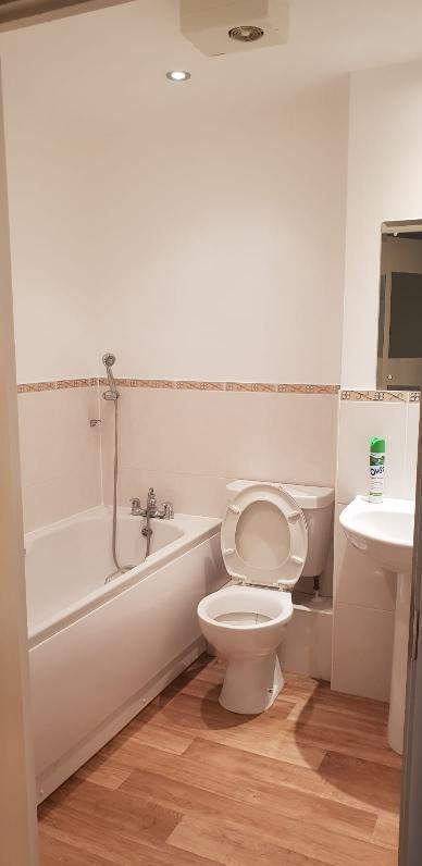 2 Bedroom Flat for Sale in Kent, DA11 9AH
