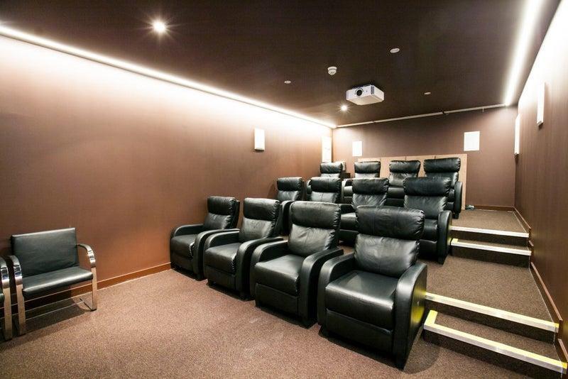 Studio for Sale in Shadwell, Wapping, Tower Hill, E1W 3AR