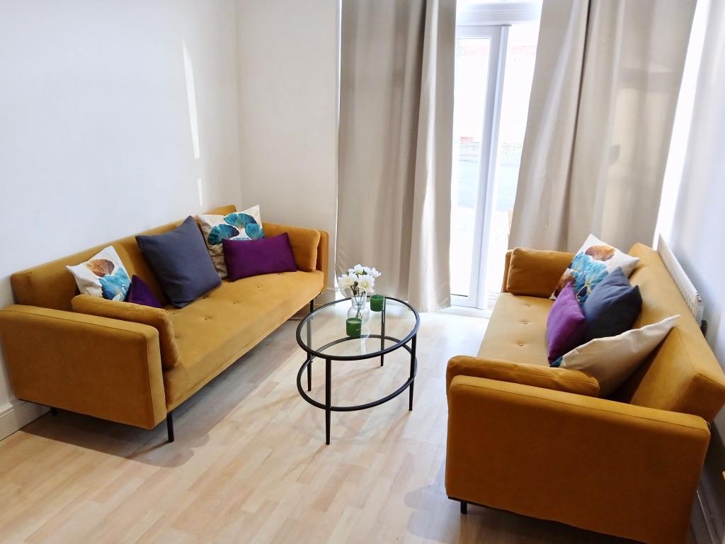 4 Bedroom Terraced to Rent in London, SE16 7UX