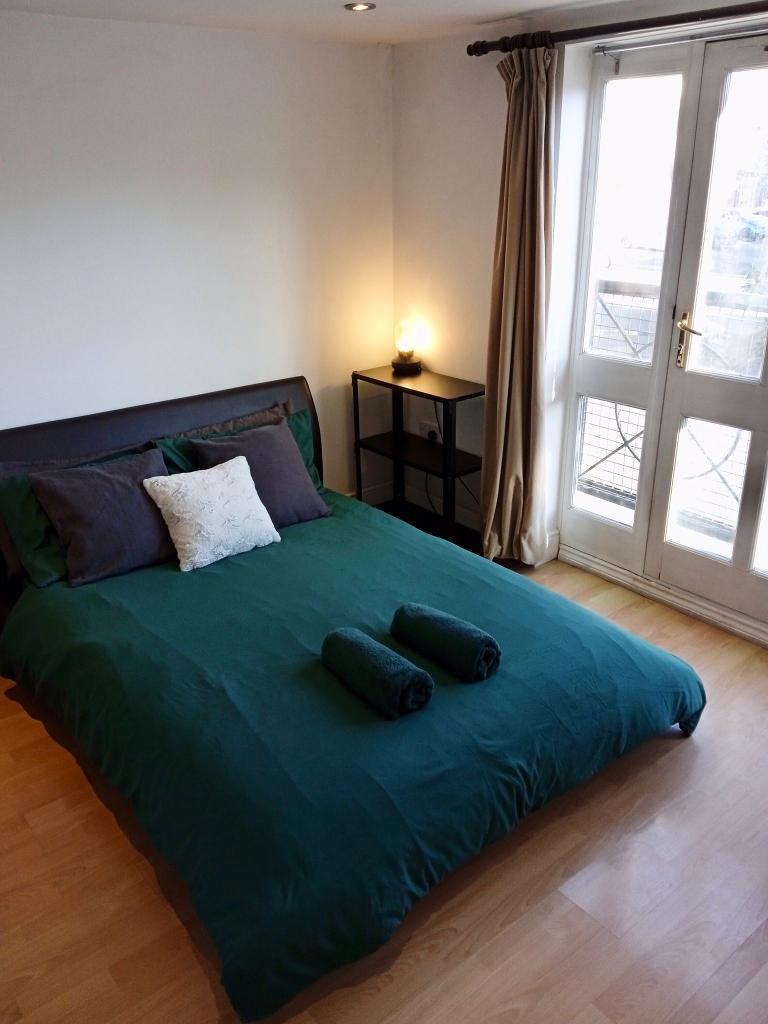4 Bedroom Terraced to Rent in London, SE16 7UX