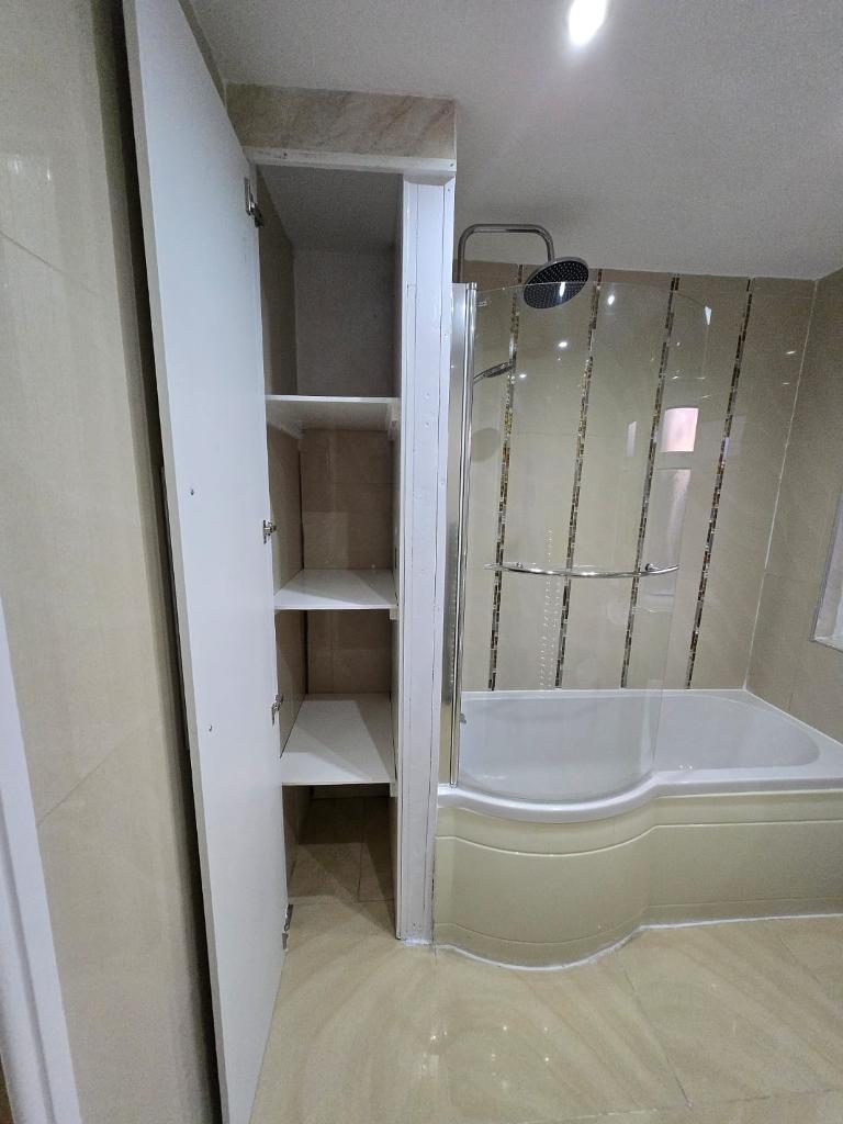 3 Bedroom Detached to Rent in Ilford, IG3 9DB
