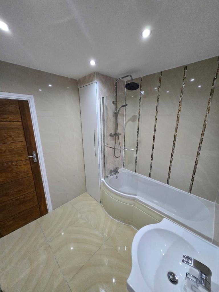 3 Bedroom Detached to Rent in Ilford, IG3 9DB