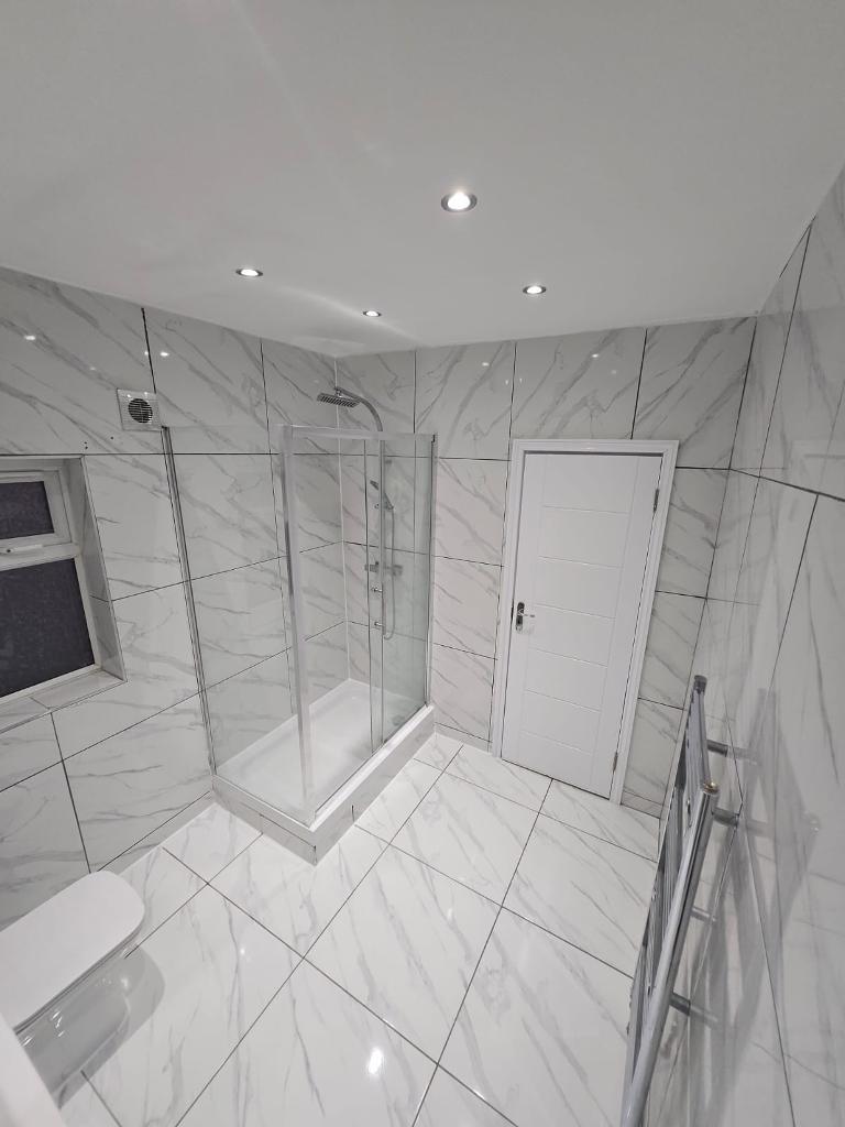 3 Bedroom Detached to Rent in Ilford, IG3 9DB