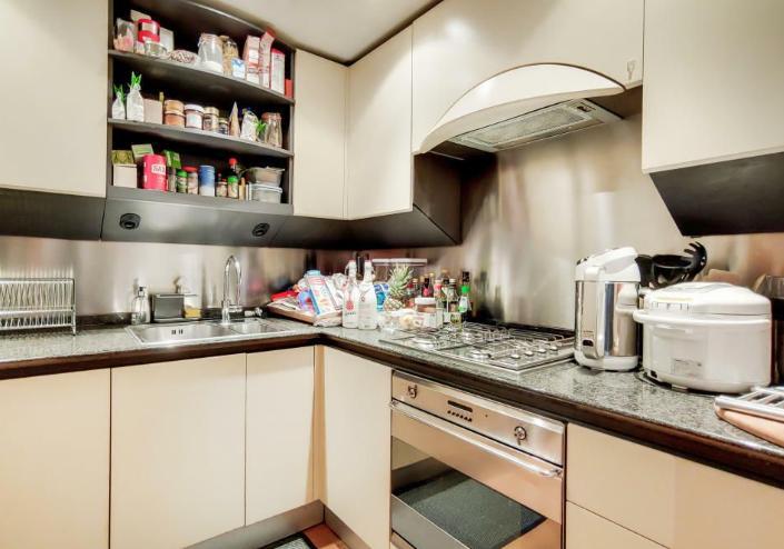 3 Bedroom Apartment to Rent in Canary Wharf, South Quay, E14 8SB