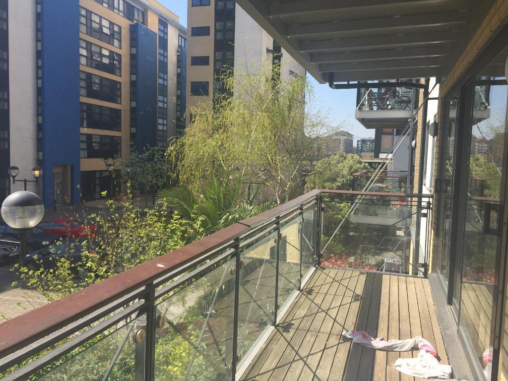 1 Bedroom Flat to Rent in Canary Wharf, E14 8LN