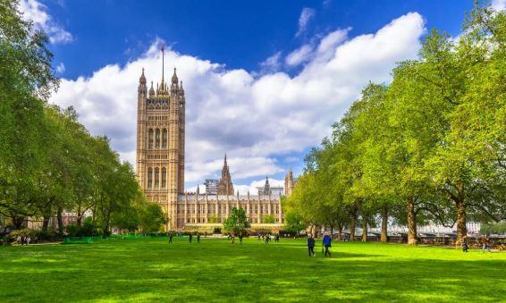 1 Bedroom Detached for Sale in London, SE1 8YP