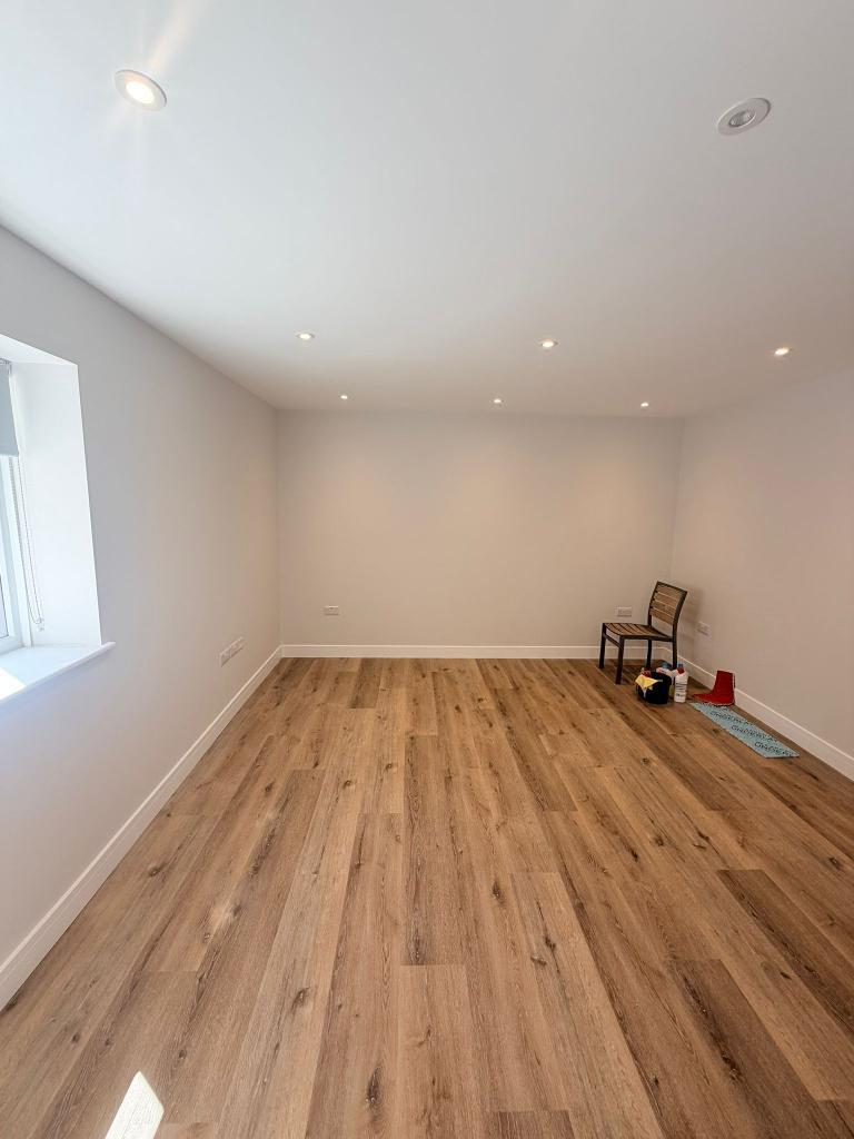 2 Bedroom Flat to Rent in Beckenham, BR3 5JE