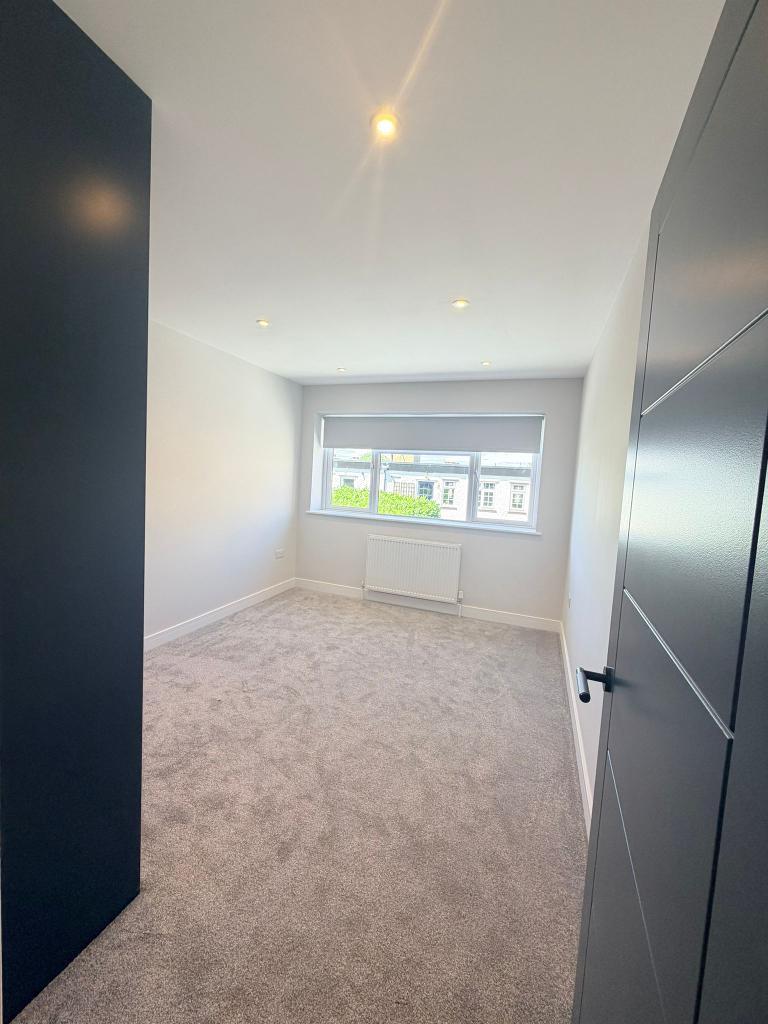 2 Bedroom Flat to Rent in Beckenham, BR3 5JE