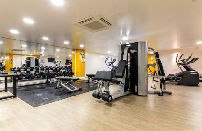 2 Bedroom Flat to Rent in Canary Wharf,South Quay, E14 9LB