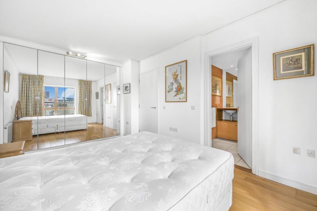 2 Bedroom Flat to Rent in Millenium Village, O2, SE10 0SW