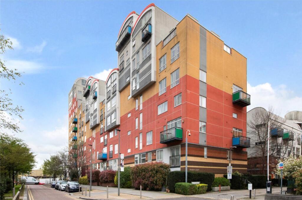 2 Bedroom Flat to Rent in Millenium Village, O2, SE10 0SW