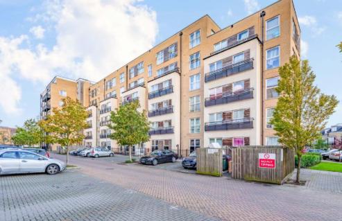 2 Bedroom Flat to Rent in Isleworth, TW7 5GB