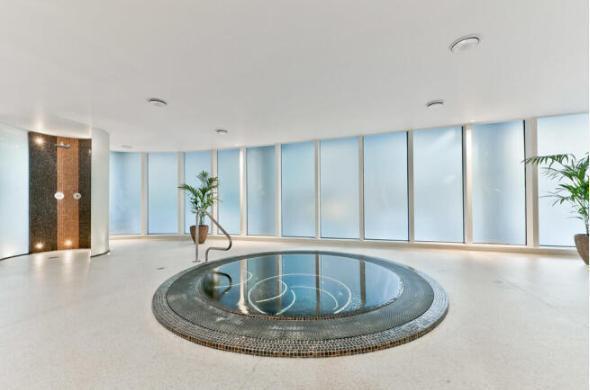 Studio for Sale in Canary Wharf, South Quay, E14 9DF