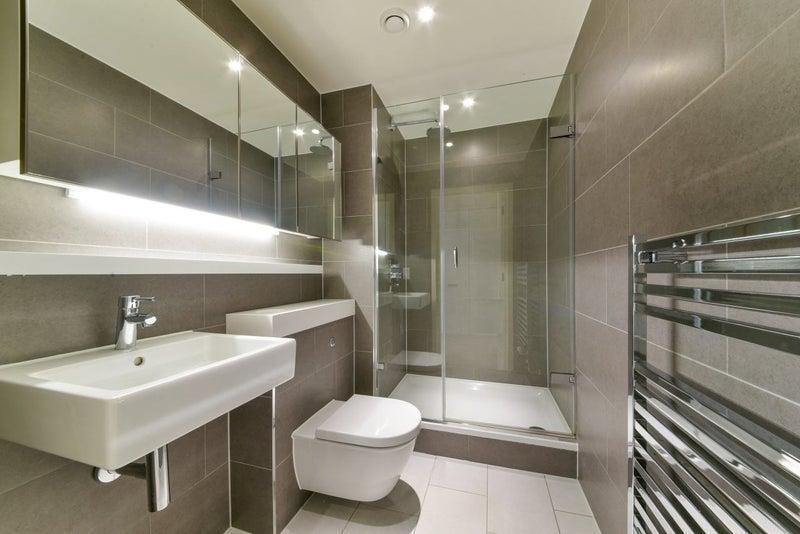 Studio for Sale in Shadwell, Wapping, Tower Hill, E1W 3AR