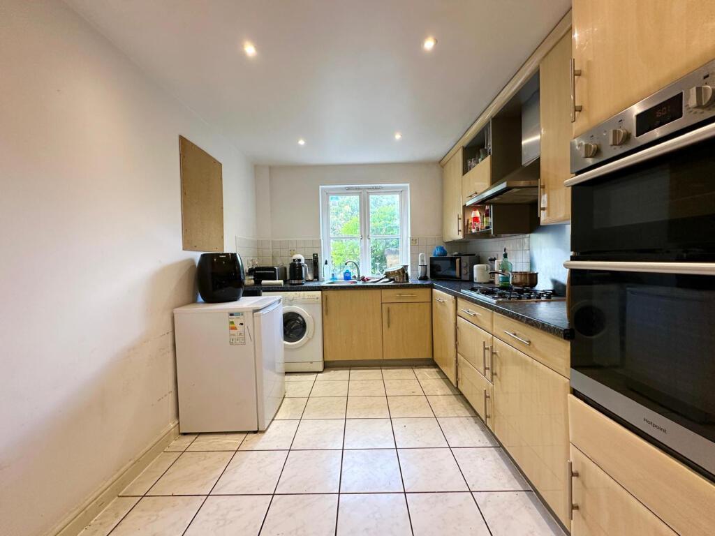 Herbert Mews, Brockwell, Brixton, Dulwich, London, SW2 2YF