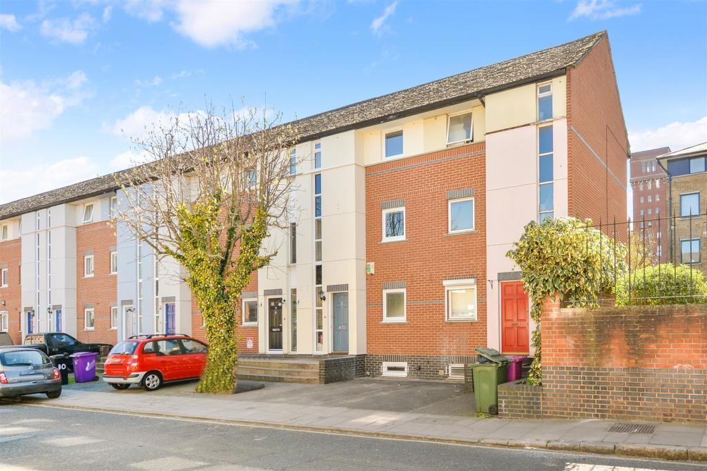 Blondin Street, Bow, London, E3 2TR