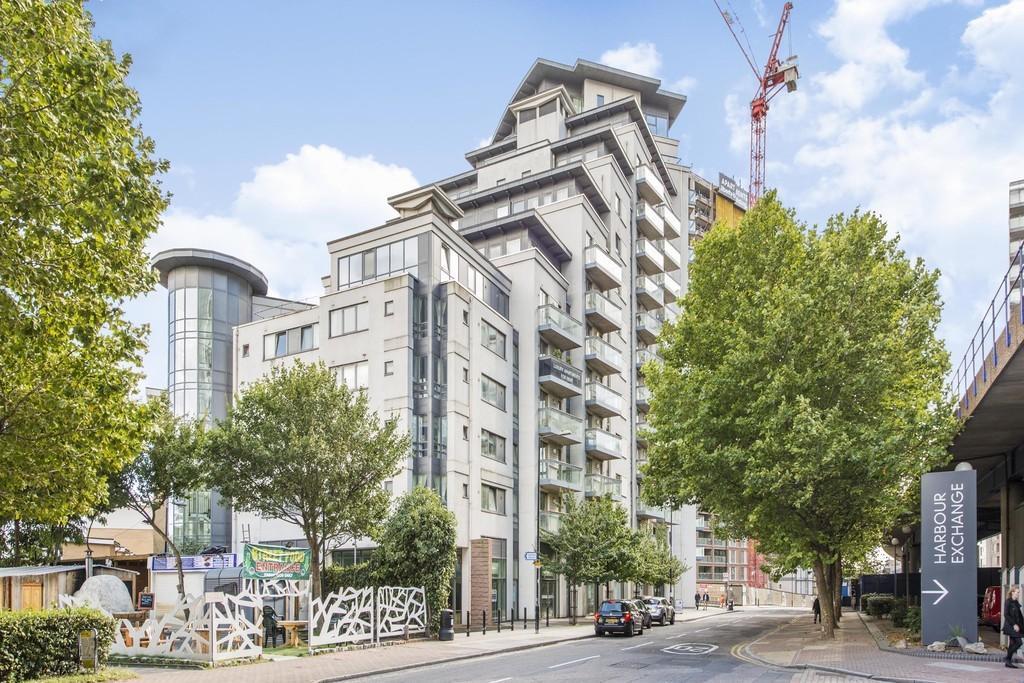 City Tower, 3 Limeharbour, Crossharbour, Isle of Dogs, London, E14 9LS