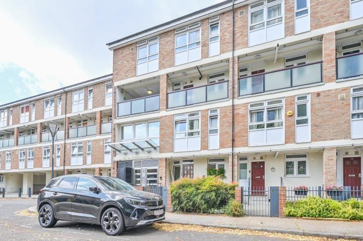 St Leonards Road, Langdon Park, Canary Wharf, London, E14 0QY