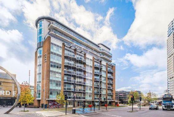 Gerry Raffles Square, Stratford City, Stratford, London, E15 1BQ