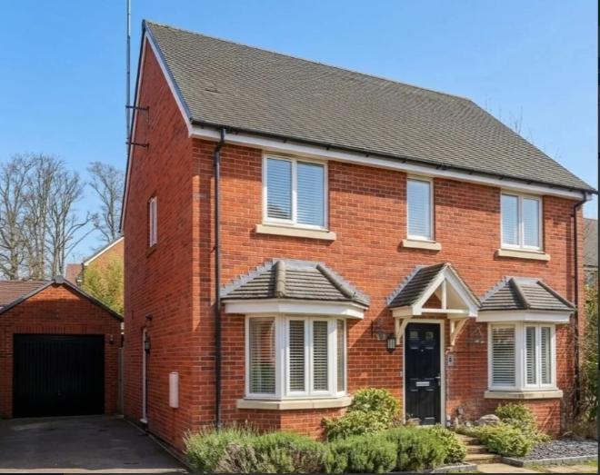 Little Chalfont, Amersham, Buckinghamshire, HP6 6FR